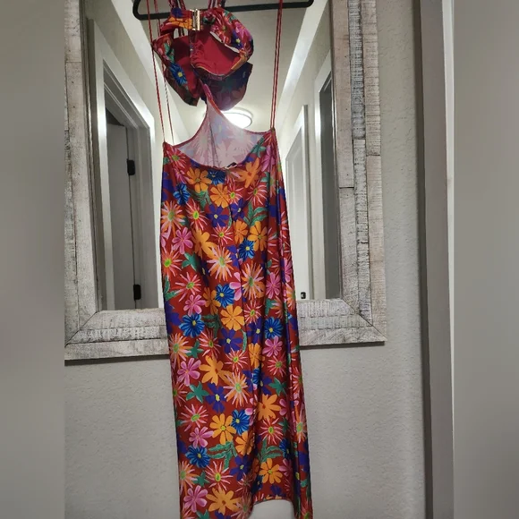 FIRM Patbo Aster Cutout Midi Dress - Picture 9 of 12